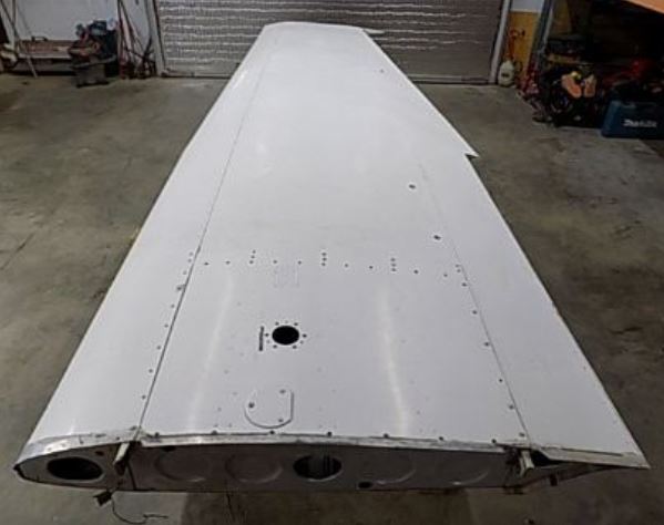 Cessna - WING STRUCTURE RH (Damage) ask details. 3,000.00 $